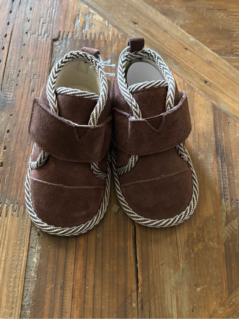 BearPaw Baby 6-12M Chocolate Brown Real Leather Moccasins with Braided Trim - Picture 2 of 5